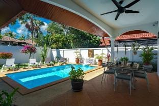 Ban Rawai Villa by G Estate Phuket Vacation rental in Rawai
