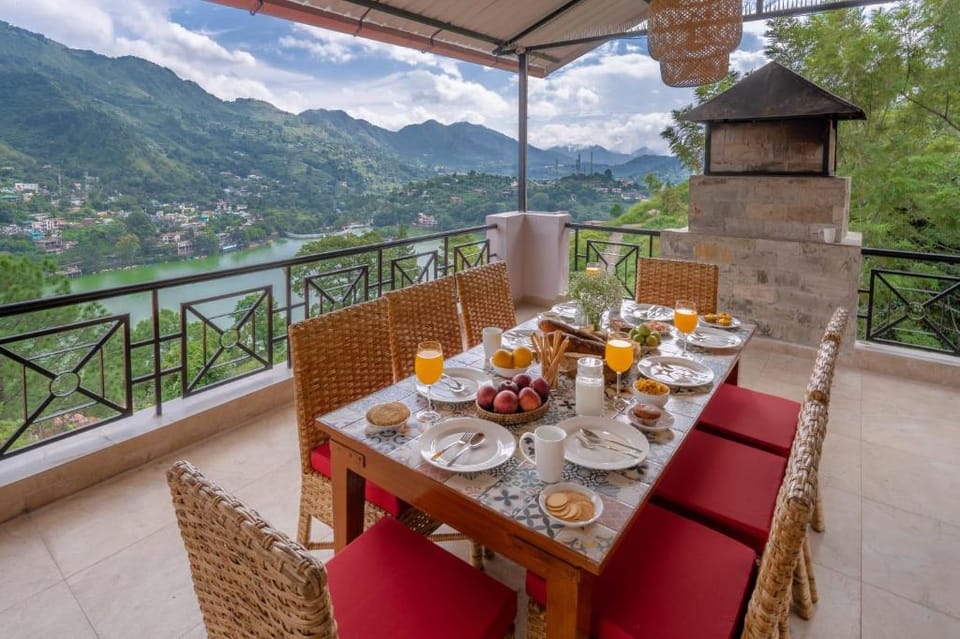 Shambhal House Hotel in Uttarakhand
