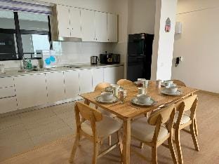 P. Puteri Mutiara Beach Resort - 2BR Family Room Apartment in Malaysia