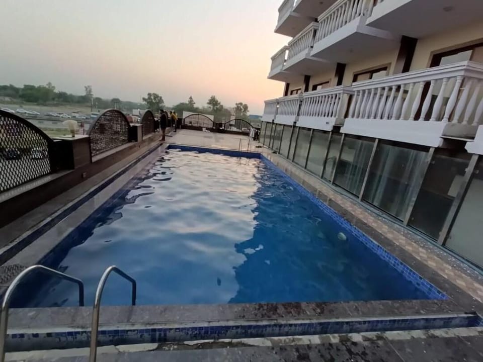 New Lotus Paradise Hotel Hotel in Haryana