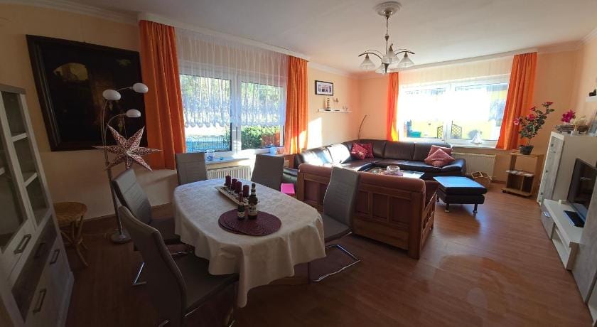 Restaurant Pension Wiesenperle Hotel in Trassenheide