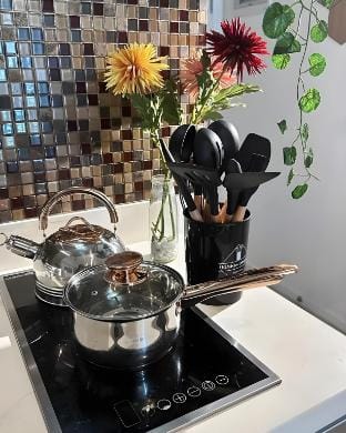 Azure Staycation 1 Bedroom unit Vacation rental in Paranaque