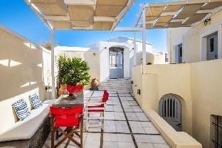 Day One  Cave Apartment Apartment in Thera