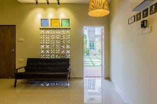 Newly 5BR Cottage House Retreats (Free Parking) Vacation rental in Penang