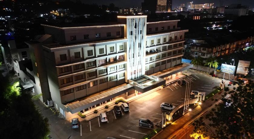 AGlow Hotel Harbor Bay Batam Hotel in Riau Islands, Indonesia