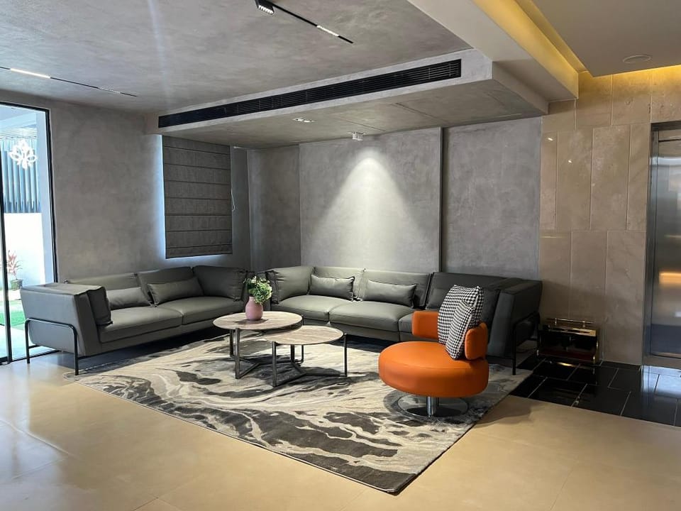 Hotel Kyzen HiTech City- Your Zenly Stay Hotel in Hyderabad