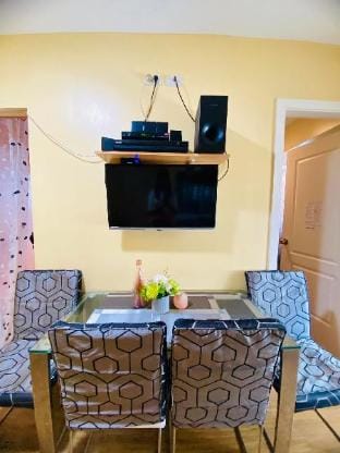 Azure CM2 Staycation Apartment in Paranaque