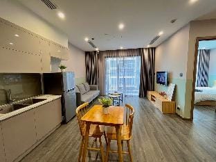 Sunset Serenity Apartment in Laos