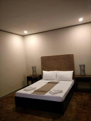 Legacy Mansion Pension House (Standard Room) Vacation rental in Iloilo City
