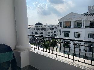V-Homestay Apartment in Laos