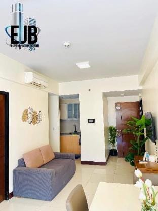 CONDO SEA VIEW WITH pool ACCESS  Apartment in Lapu-Lapu City