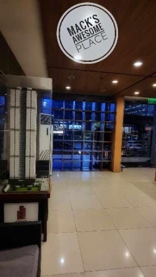 MACK'S AWESOME PLACE+SHOWERHEATER+NETFLIX+WIFI 715 Apartment in Mandaluyong