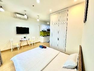 Highend Studio Near Marriott & Keangnam Vacation rental in Laos