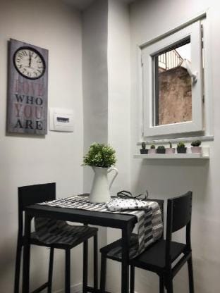 Diego's Home -Historical Center- Vaccinated Hosts Vacation rental in Naples
