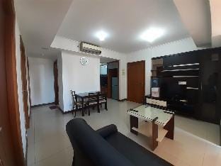 Waterplace Residence 3 Bedroom by Kondoku Apartment in Surabaya