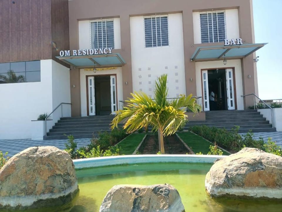 Hotel Om Residncy Miraj Hotel in Karnataka