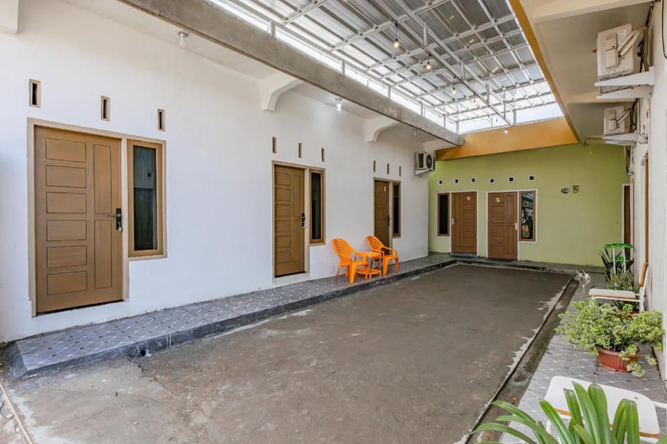 Hotel O Guest House Gembul Syariah Hotel in Indonesia