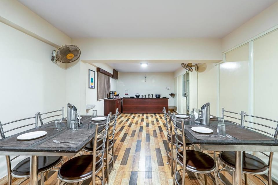 Treebo Marina Grand, Railway station Hotel in Visakhapatnam