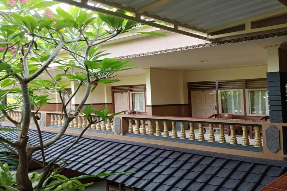 SPOT ON 93739 Insanta Hotel Near Masjid Baitul Aman Hotel in Batu Layar
