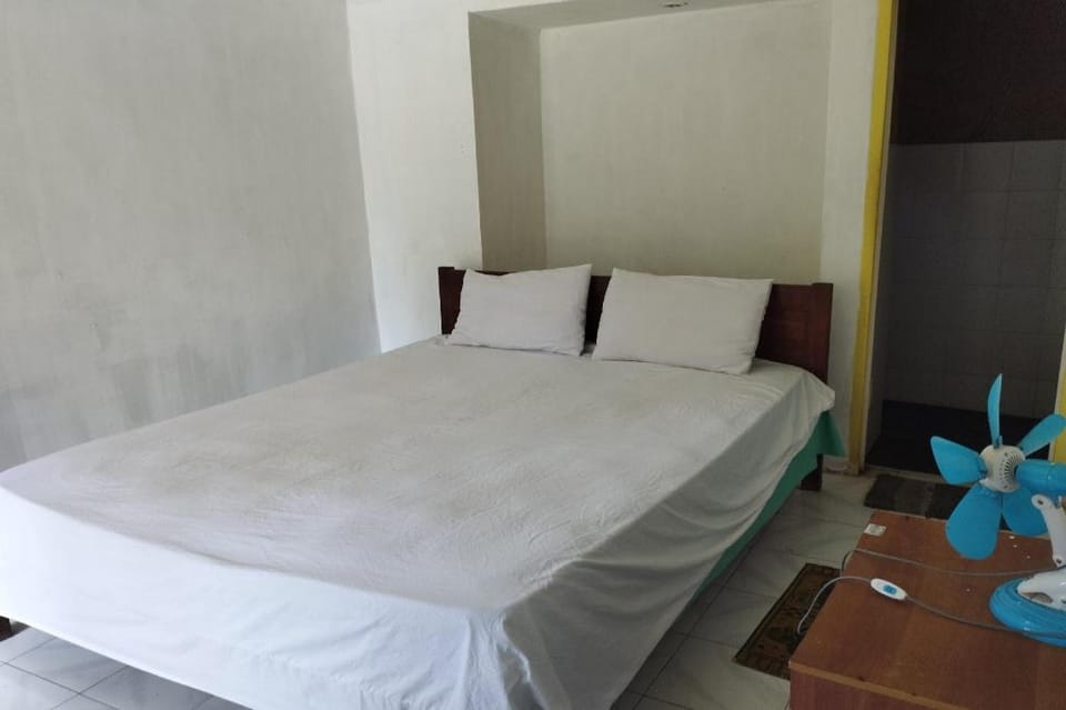 Hotel O Madame Guesthouse Hotel in Batu Layar