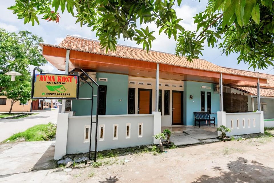 Hotel O Ayna Kost Syariah Hotel in West Java