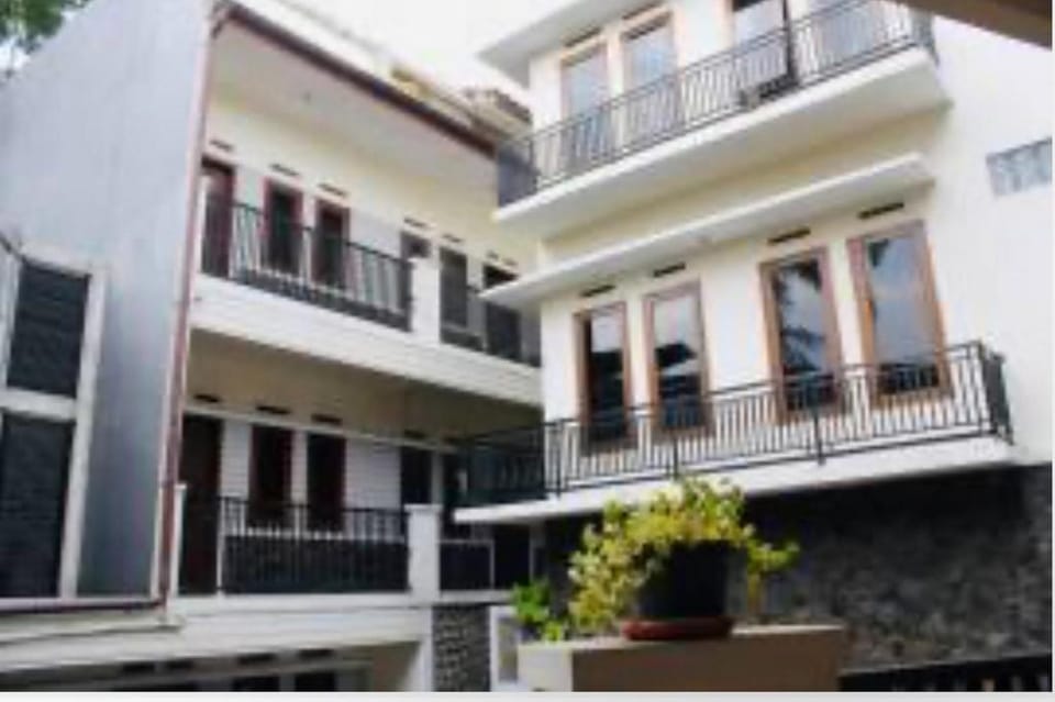 Hotel O Qq Kost Near Pantai Kebesaran Beach Hotel in Indonesia