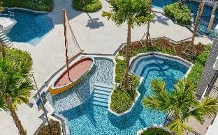 Luxury seven sea Azur Apartment in Pattaya City
