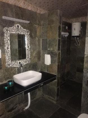 Hibiscus Valley Resort Luxury tent in Gujarat