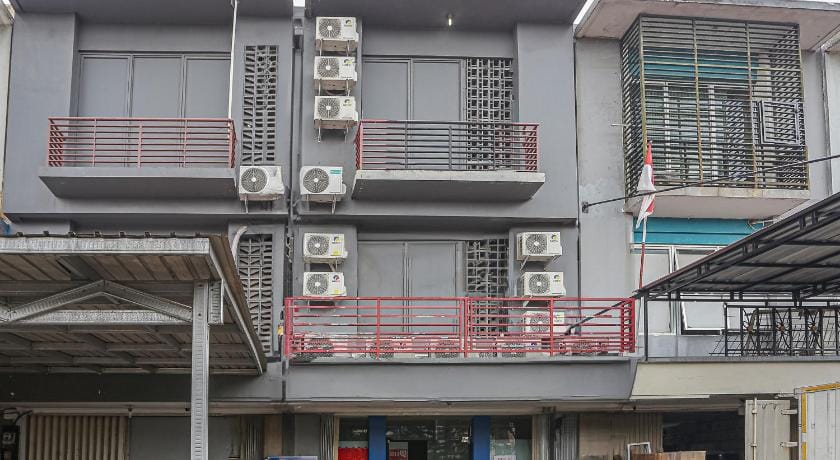 Hotel O Iconiq Rooms Hotel in West Java