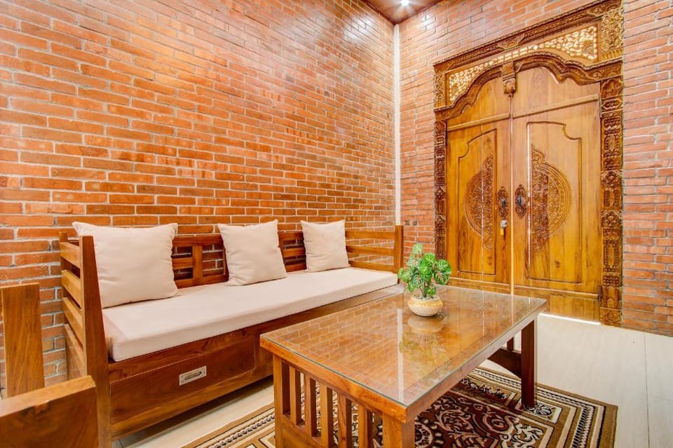 Capital O 93718 Homestay 3 Bidadari Hotel in Yogyakarta
