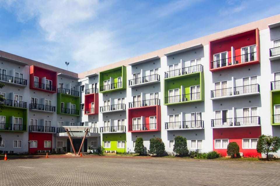 Townhouse OAK TOS Residence Tangerang Hotel in West Java