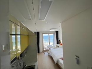 Yangyang Ocean sketch 24k Bed and Breakfast in South Korea