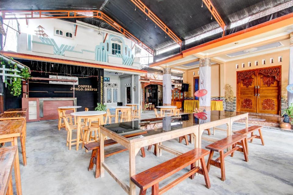 Hotel O Homestay Joglo Dephis Syariah Hotel in Special Region of Yogyakarta