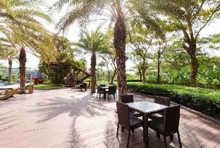 Comfort and Luxury Private Room at Goldcoast PIK Apartment in Jakarta