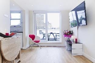 Holiday Lets London - K Apartment in London