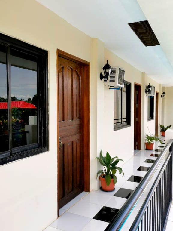 Bountiful Inn Hotel in Puerto Princesa