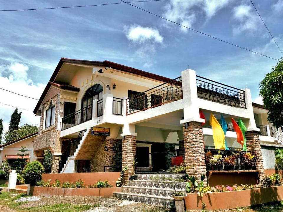 Bountiful Inn Hotel in Puerto Princesa