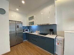 Hagi APT - Vinhomes Metropolis service apartment Apartment in Hanoi