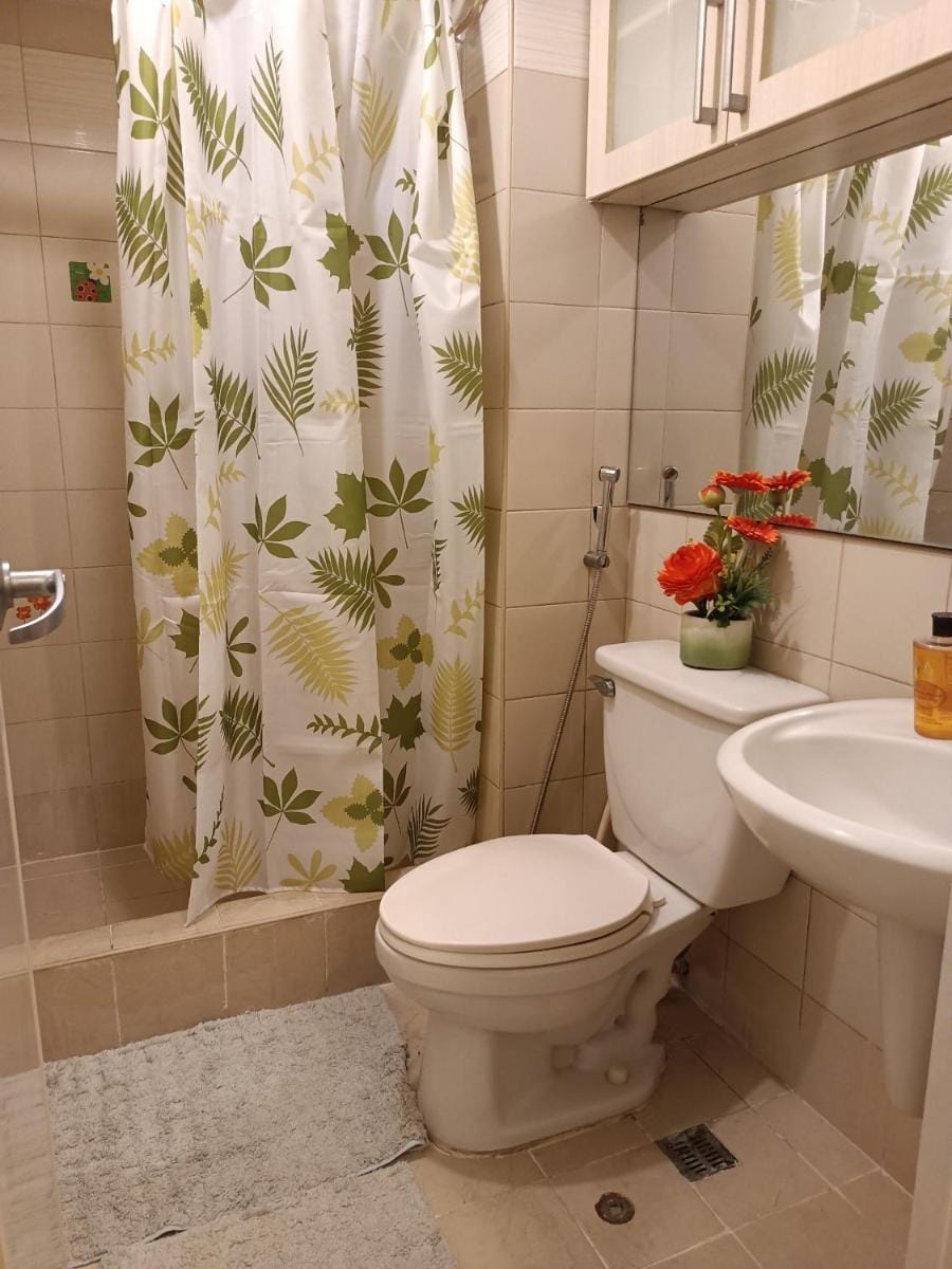 WestParc Cedar Alabang Apartment in Muntinlupa