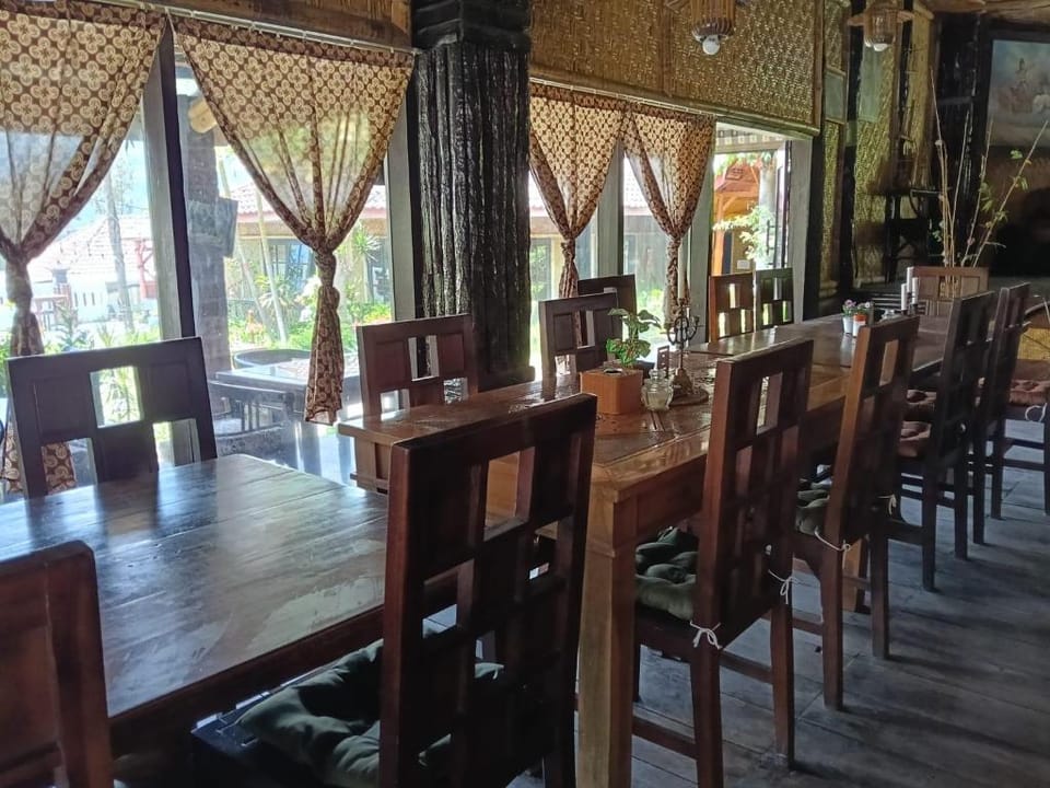 Hotel Yoschi Hotel in East Java