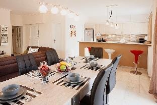 Aries-Glyfada City Center Apartment Apartment in South Athens