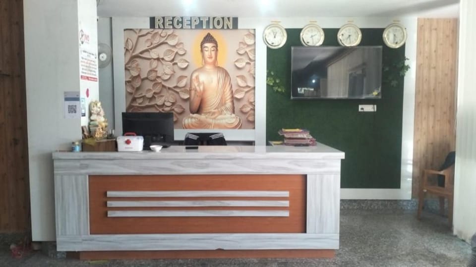 Goroomgo Rekha International Rajgir Hotel in India