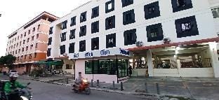 Srisuk Hotel (MangMeeSrisuk Mansion) Bed king size Apartment in Laos