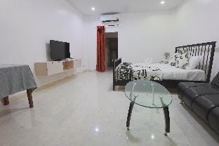 Deep trip villa phuket Room 1 Villa in Chalong