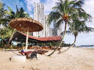 Honey Sweet 2BR Homestay @ Country Garden  Apartment in Johor Bahru