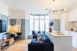 Crescent Apartments | Newport City Centre Apartment in Newport