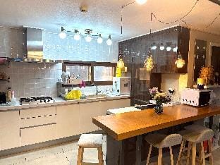 Incheon Airport Hue House (Single Room C) Vacation rental in Gyeonggi-do
