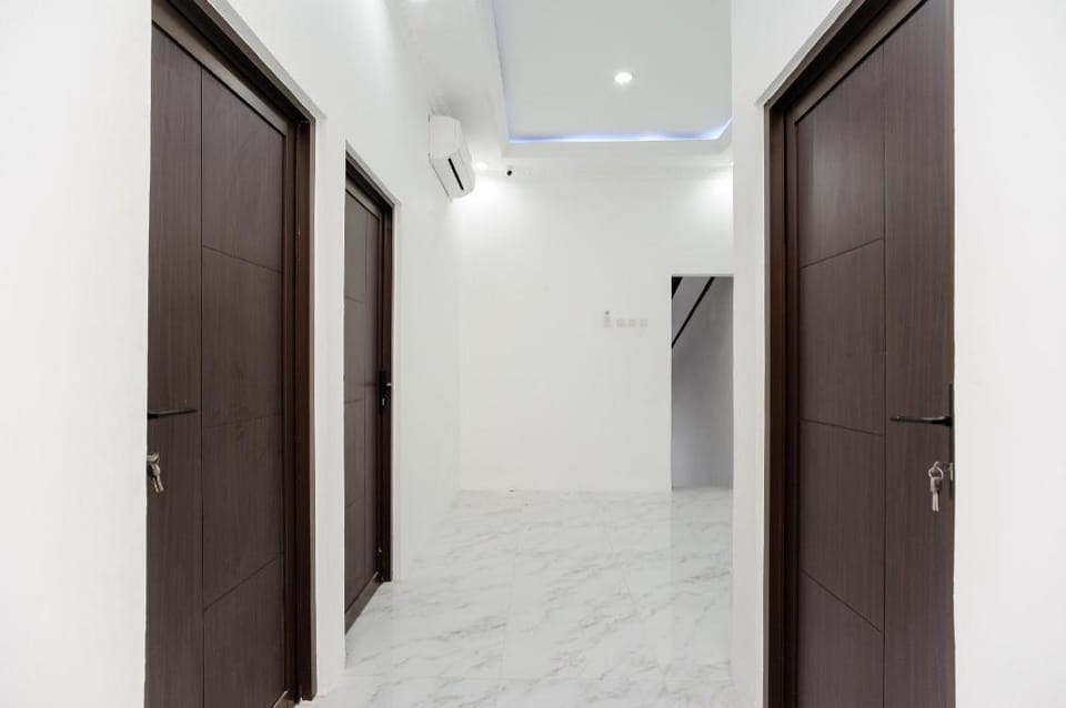 RedDoorz Syariah @ Sakura Hotel Jatiwaringin Hotel in Jakarta