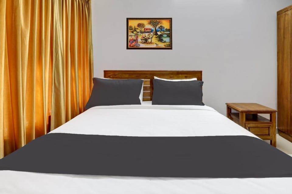 Super Hotel O Anayara Near Lulu Mall formerly Timber Residency Hotel in Thiruvananthapuram