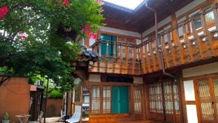 Hanji Gguljam Bed and Breakfast in South Korea